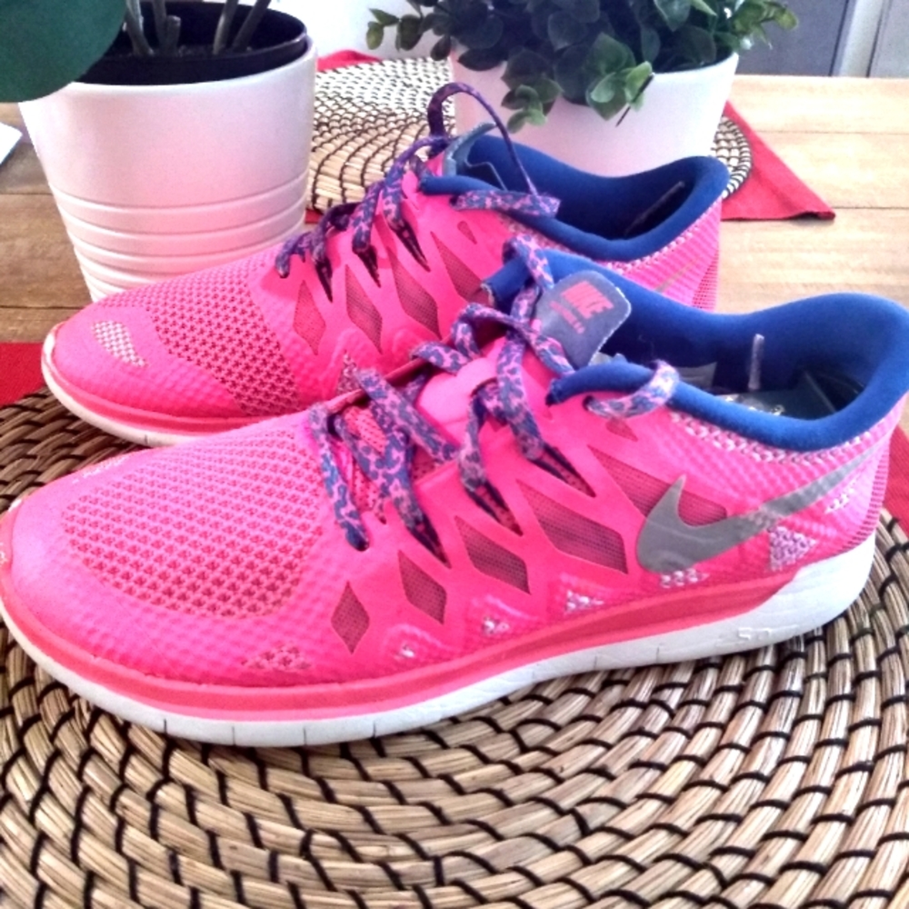 Nike Free women's sneakers size 8.5